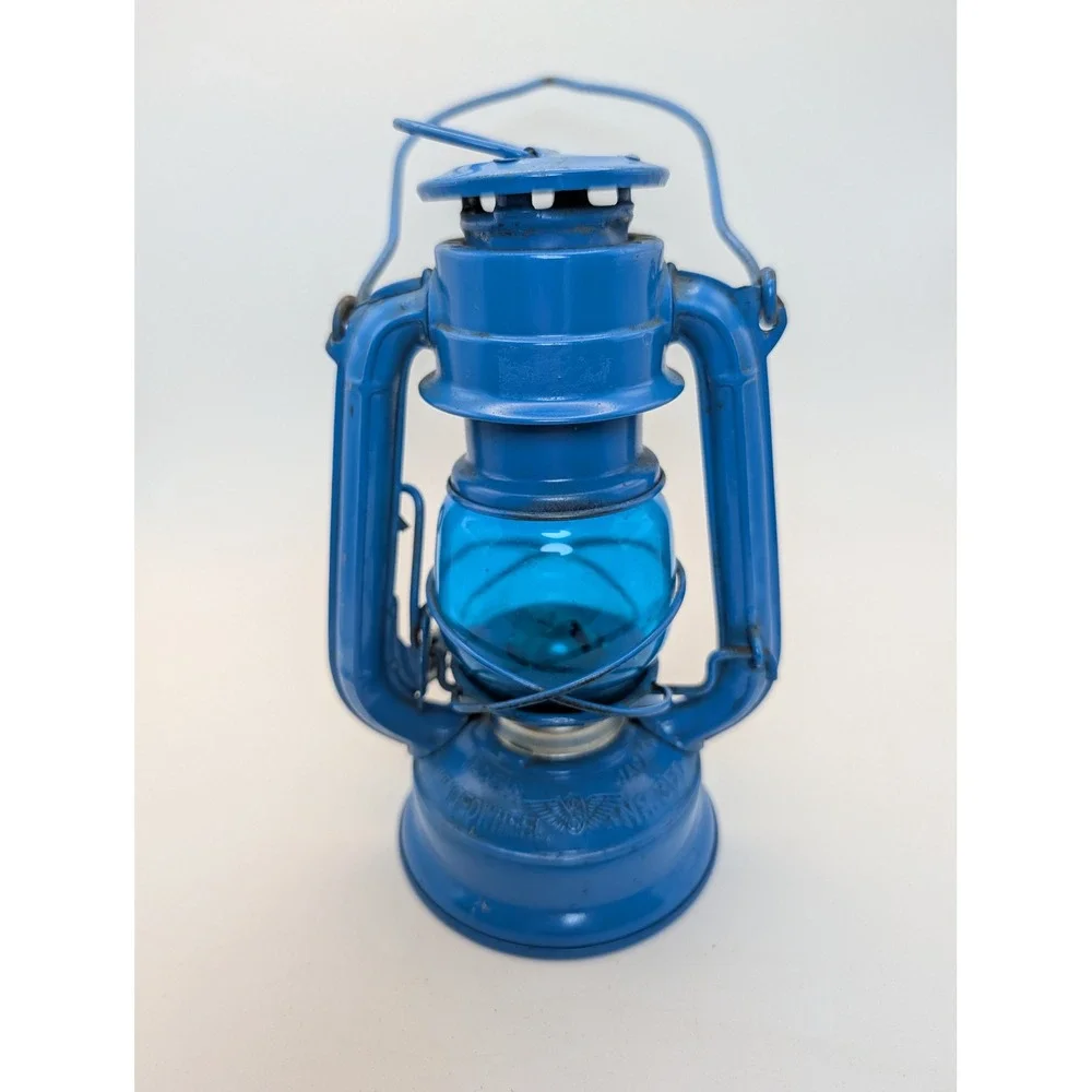 Winged Wheel No. 350 Blue Kerosene Lantern Blue Globe Made Japan Vintage 7.5